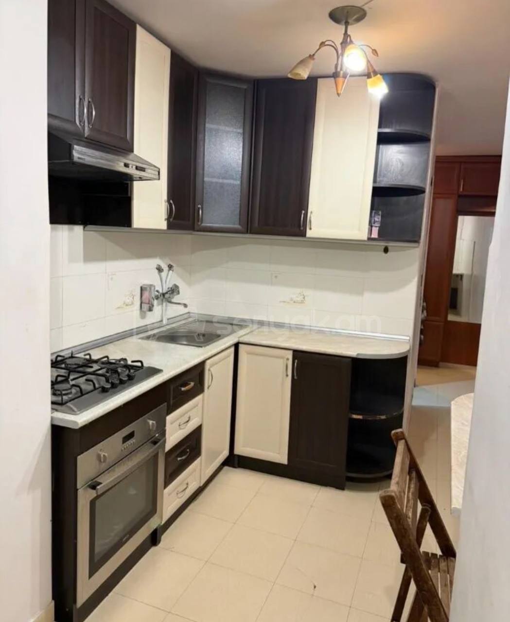 2 Սենյականոց Բնակարան Քարե Շենքում, 59քմ, 2/5 հարկ, Կապիտալ Վերանորոգված, Կահավորված