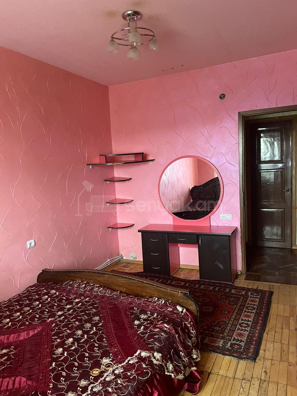 3 Սենյականոց Բնակարան, 80քմ, 2/14 հարկ, Նորմալ Վիճակում, Կահավորված