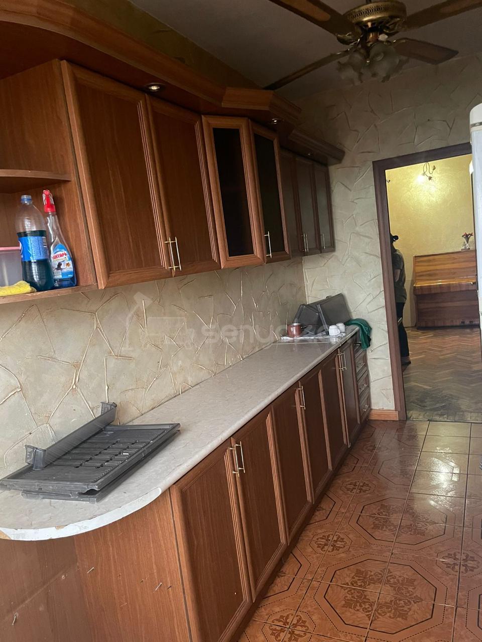 3 Սենյականոց Բնակարան, 80քմ, 2/14 հարկ, Նորմալ Վիճակում, Կահավորված