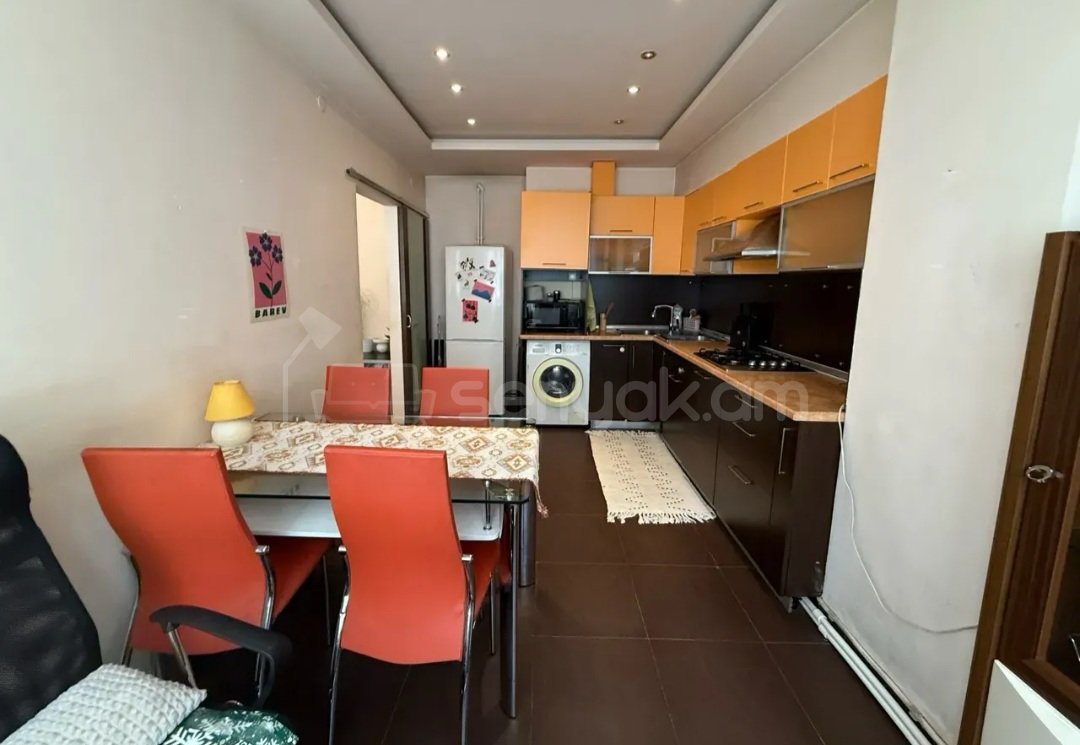 2 Սենյականոց Բնակարան, 75քմ, 2/9 հարկ, Կապիտալ Վերանորոգված, Կահավորված, Արևկող