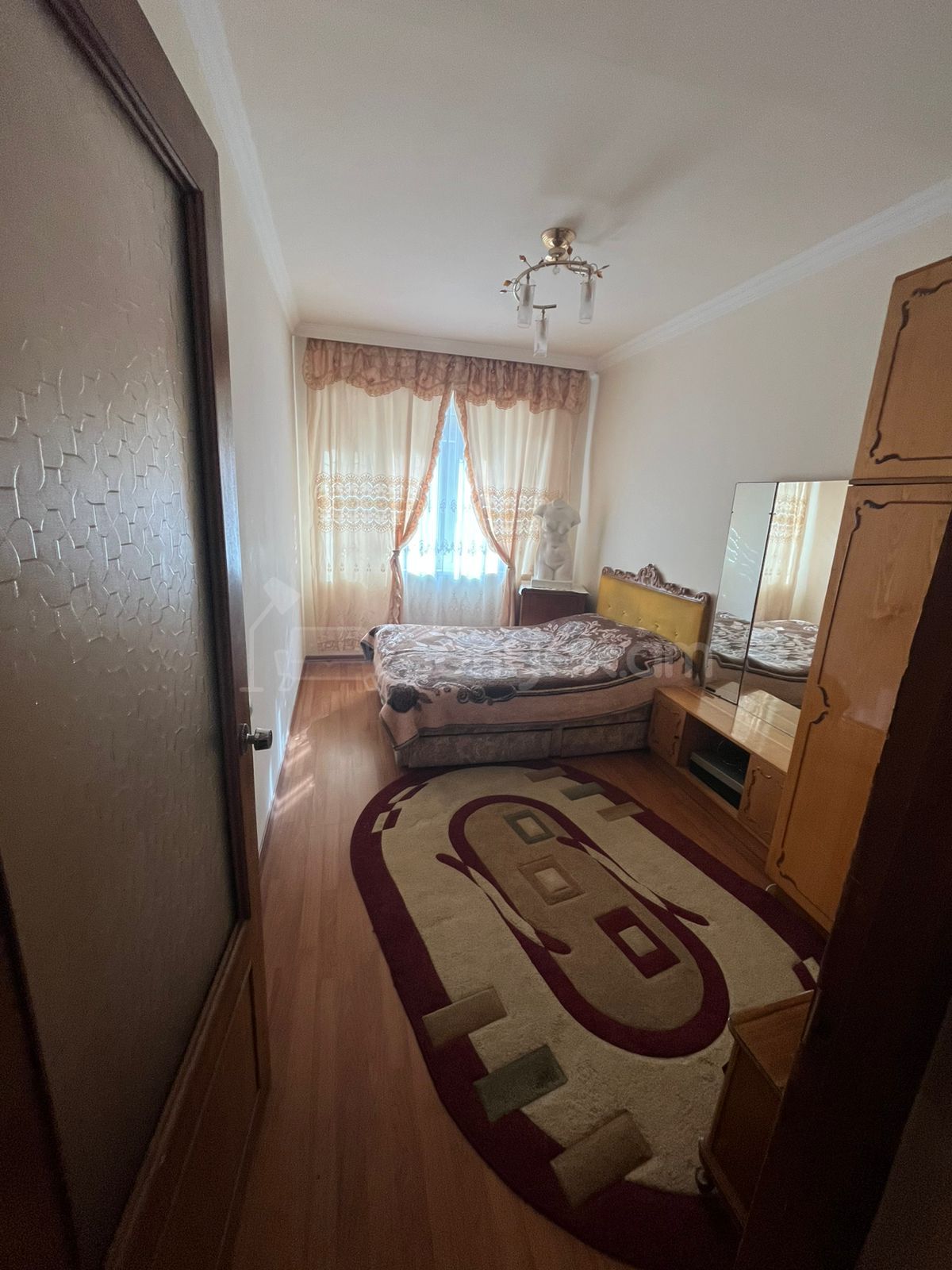 3 Սենյականոց Բնակարան, 80քմ, 1/9 հարկ, Կապիտալ Վերանորոգված