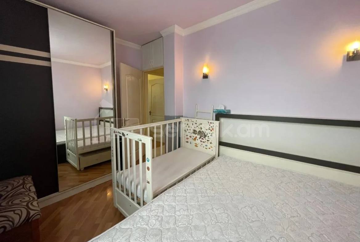 2 Սենյականոց Բնակարան Քարե Շենքում, 50քմ, 5/5 հարկ, Կապիտալ Վերանորոգված, Կահավորված, Արևկող