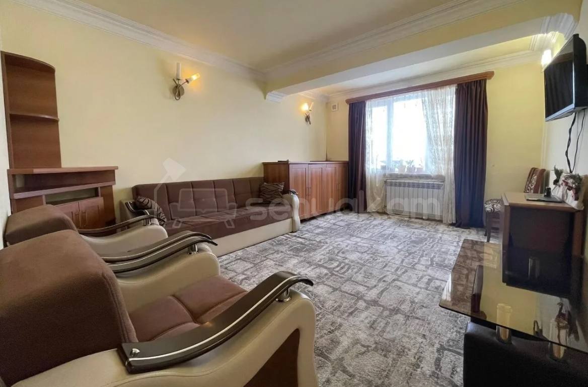 2 Սենյականոց Բնակարան Քարե Շենքում, 50քմ, 5/5 հարկ, Կապիտալ Վերանորոգված, Կահավորված, Արևկող