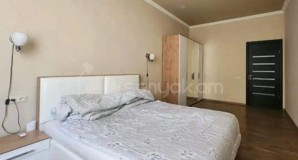 2 Սենյականոց Բնակարան Քարե Շենքում, 75քմ, 6/7 հարկ, Կապիտալ Վերանորոգված, Կահավորված, Արևկող