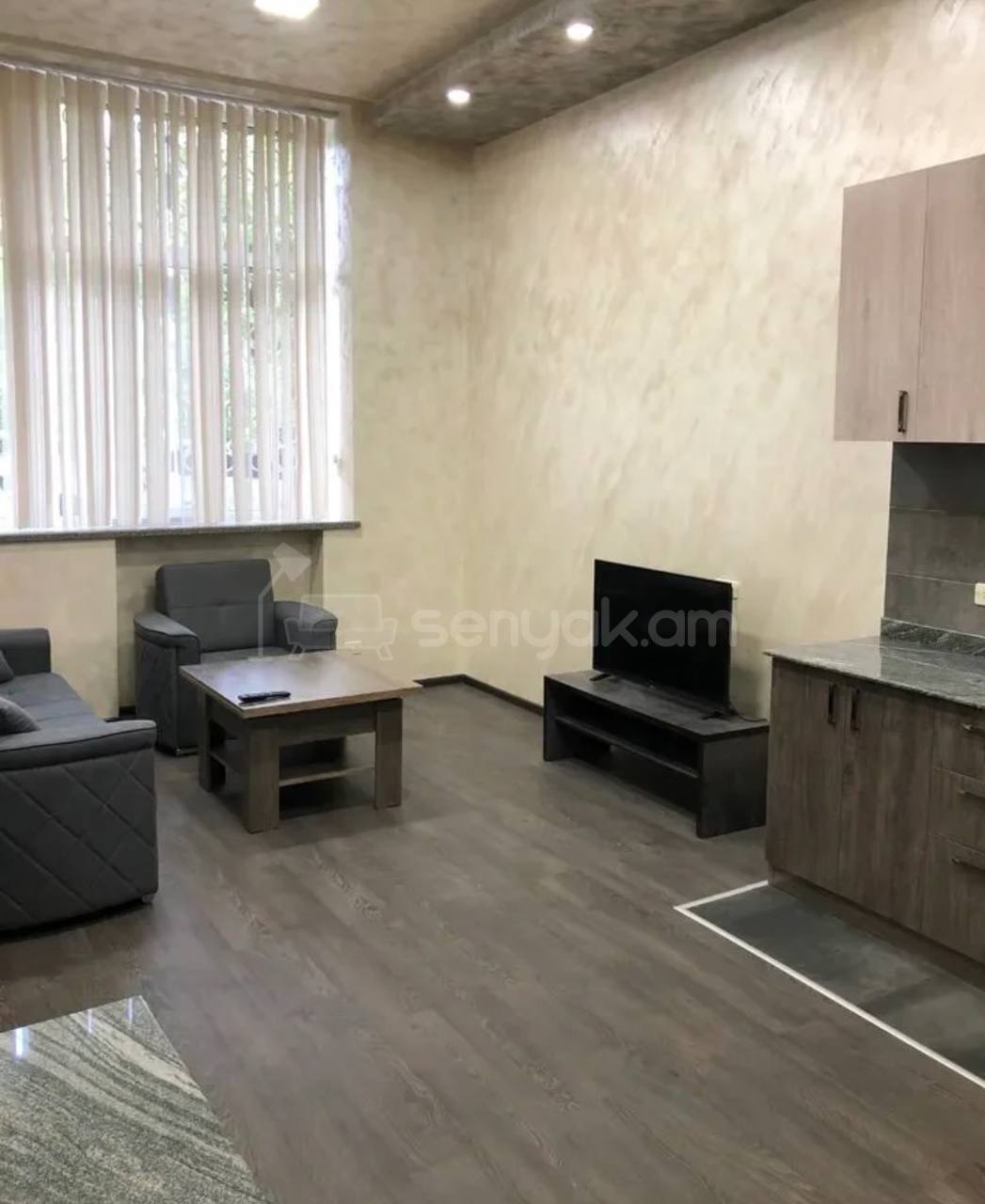 2 Սենյականոց Բնակարան Քարե Շենքում, 50քմ, 1/5 հարկ, Կապիտալ Վերանորոգված, Կահավորված, Արևկող