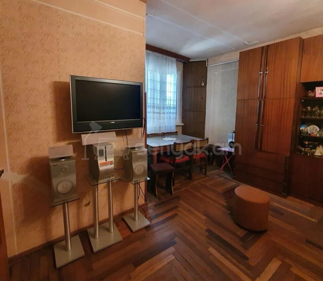 3 Սենյականոց Բնակարան, 90քմ, 10/16 հարկ, Կոսմետիկ Վերանորոգված, Կահավորված