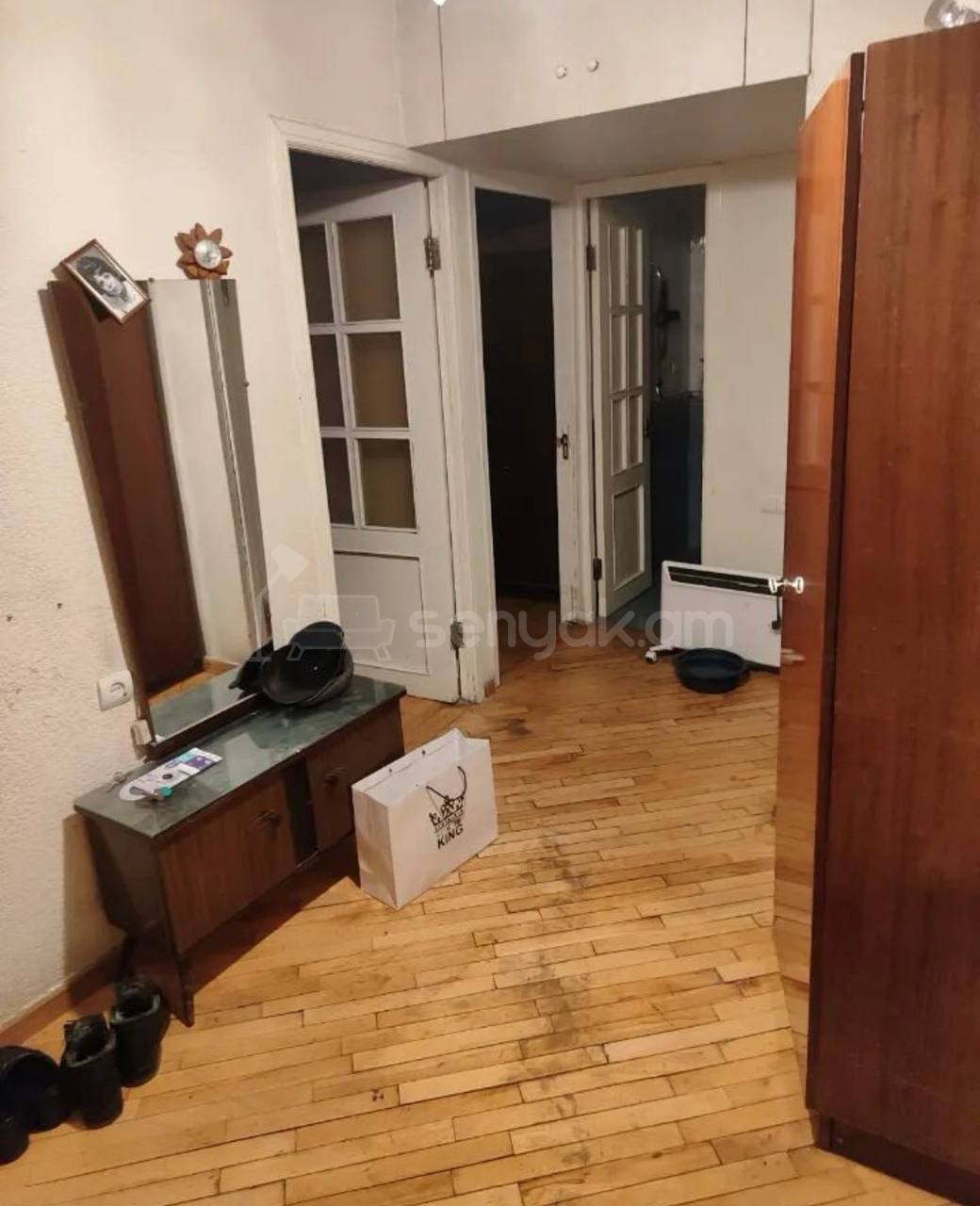 3 Սենյականոց Բնակարան, 80քմ, 9/9 հարկ, Նորմալ Վիճակում, Կահավորված, Արևկող