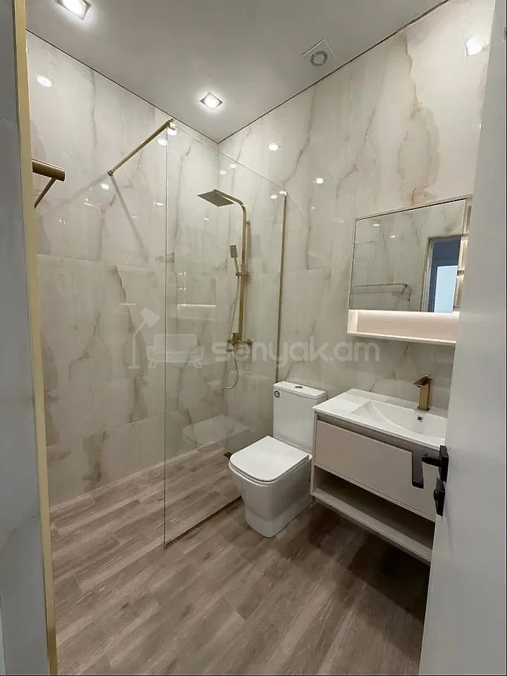 3 Սենյականոց Բնակարան Նորակառույցում, 62քմ, 7/14 հարկ, Կապիտալ Վերանորոգված