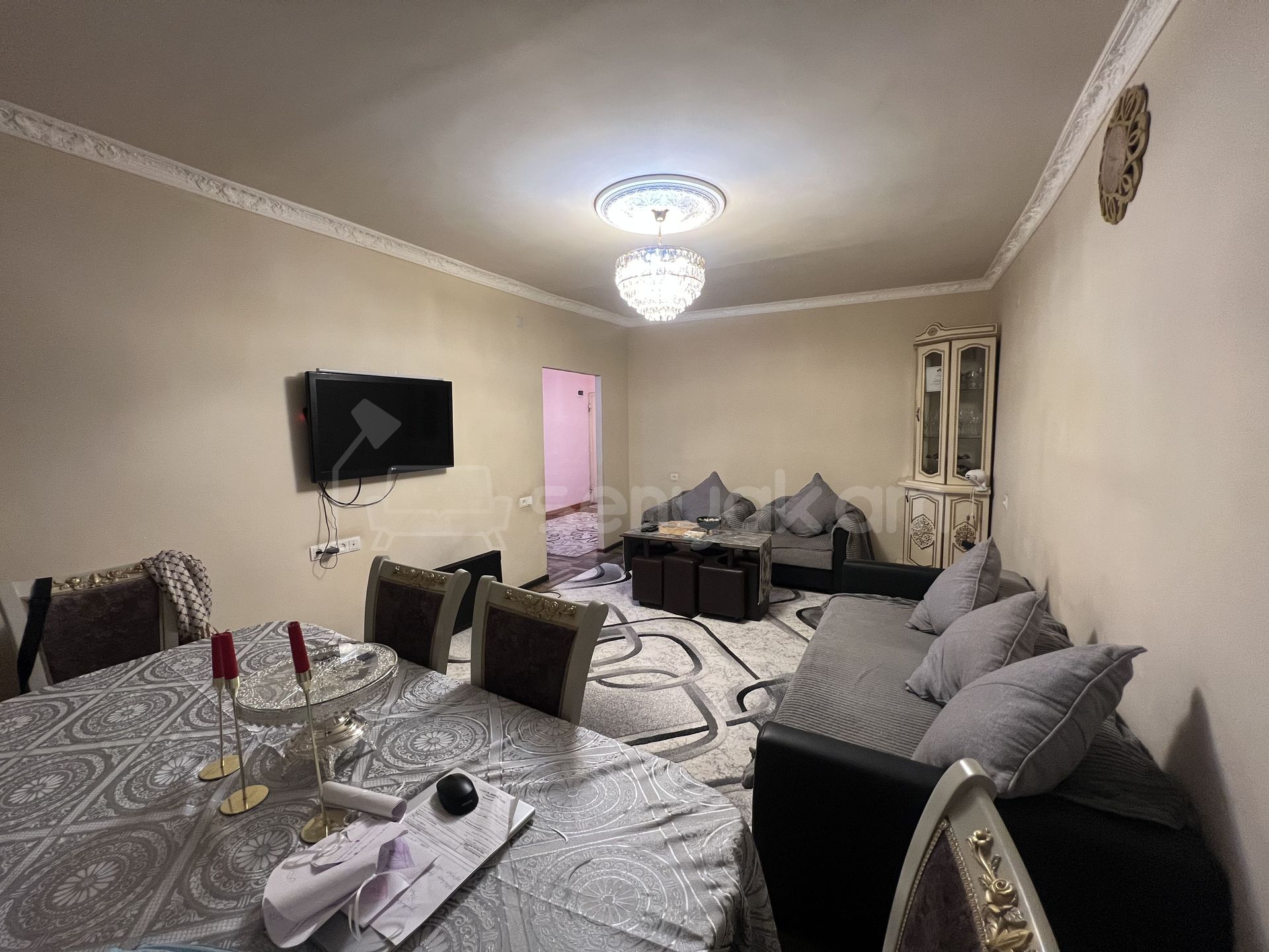 3 Սենյականոց Բնակարան, 78քմ, 7/9 հարկ, Նորմալ Վիճակում