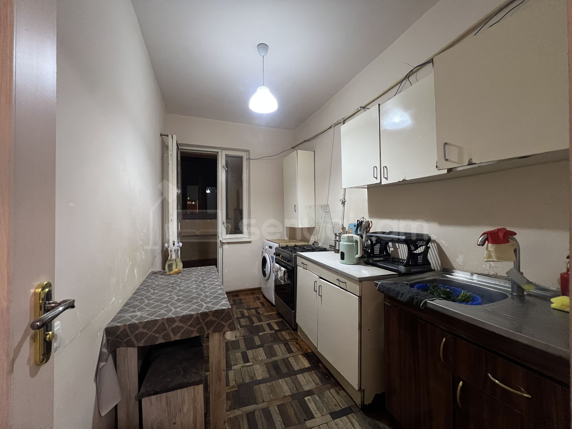 3 Սենյականոց Բնակարան, 78քմ, 7/9 հարկ, Նորմալ Վիճակում