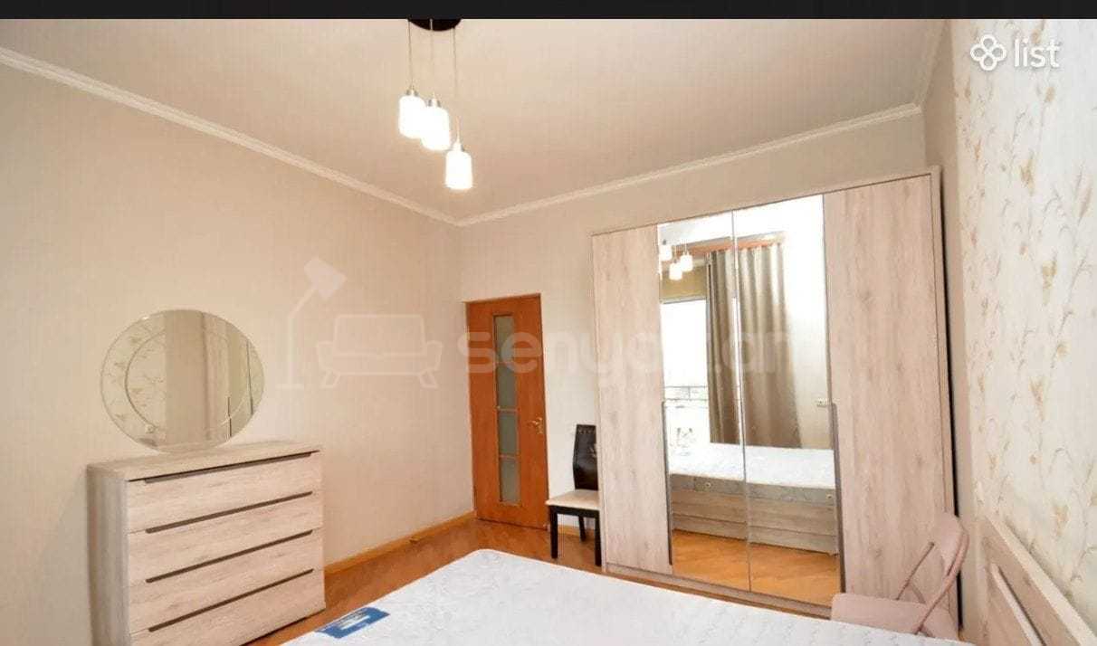 2 Սենյականոց Բնակարան Քարե Շենքում, 67քմ, 4/5 հարկ, Կապիտալ Վերանորոգված