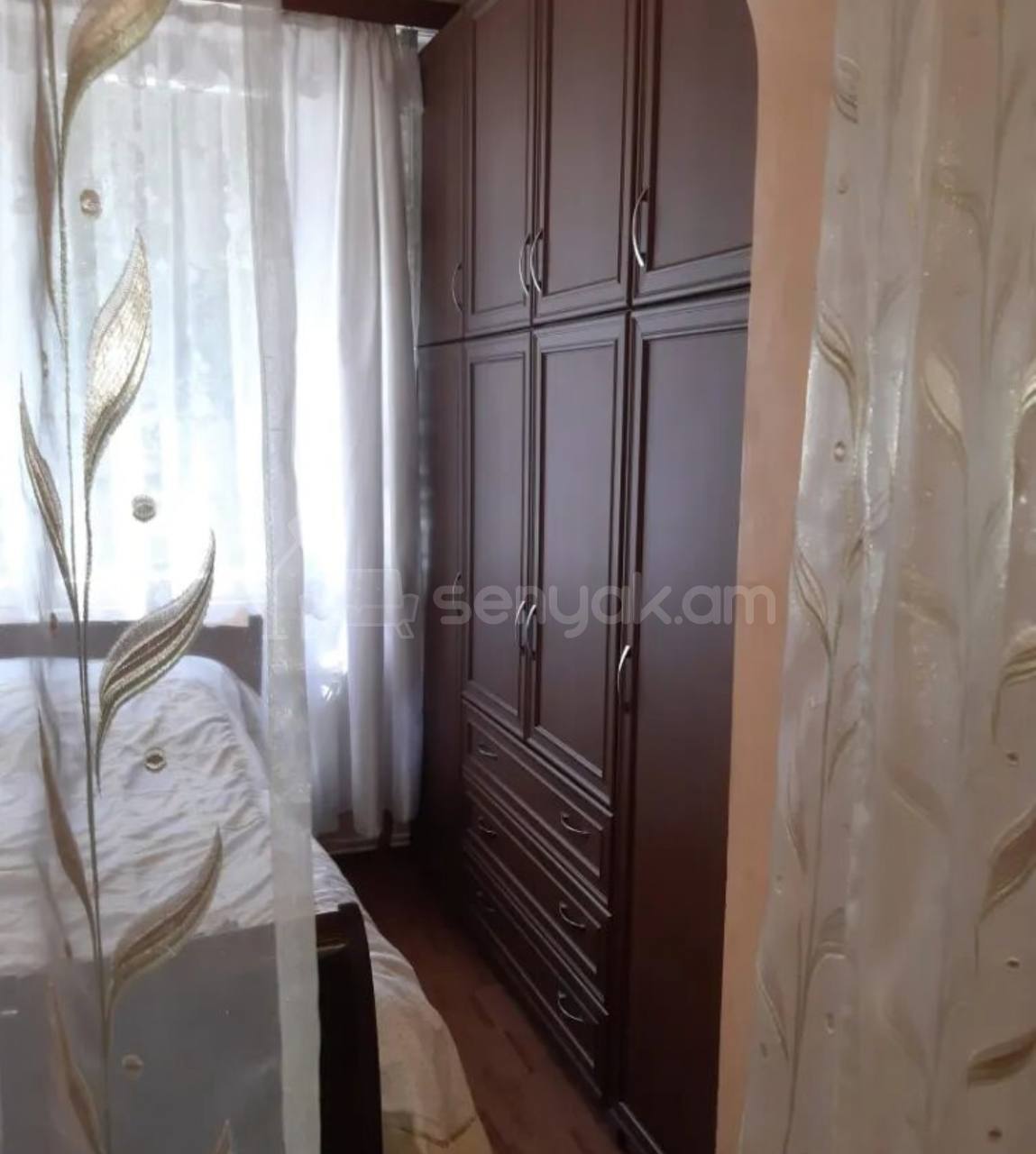 3 Սենյականոց Բնակարան Քարե Շենքում, 68քմ, 1/5 հարկ, Կապիտալ Վերանորոգված, Կահավորված, Արևկող