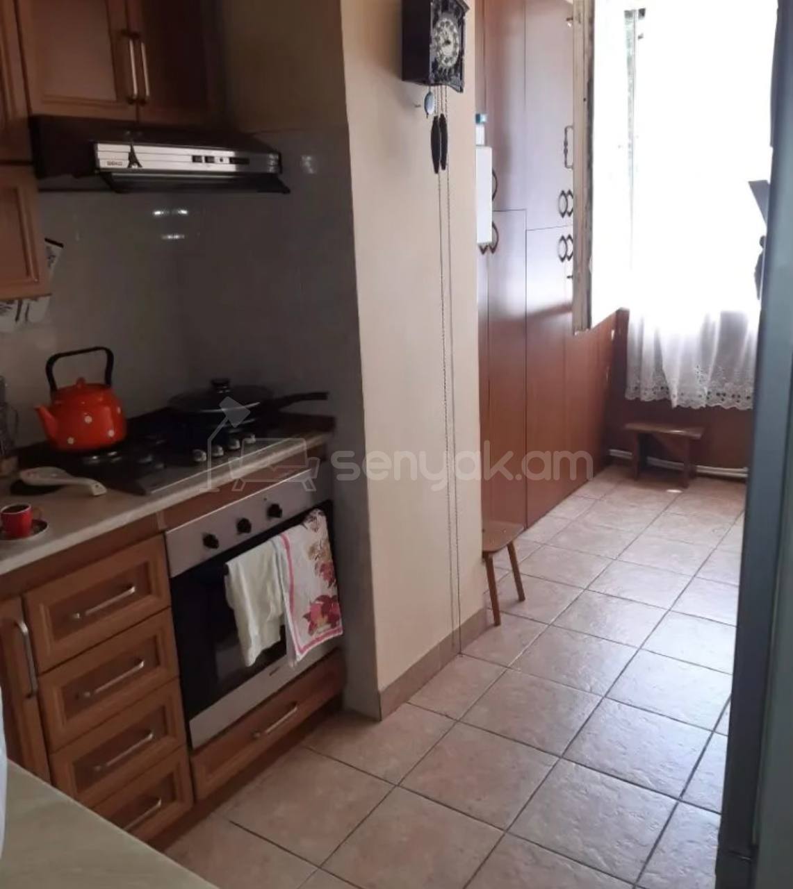 3 Սենյականոց Բնակարան Քարե Շենքում, 68քմ, 1/5 հարկ, Կապիտալ Վերանորոգված, Կահավորված, Արևկող