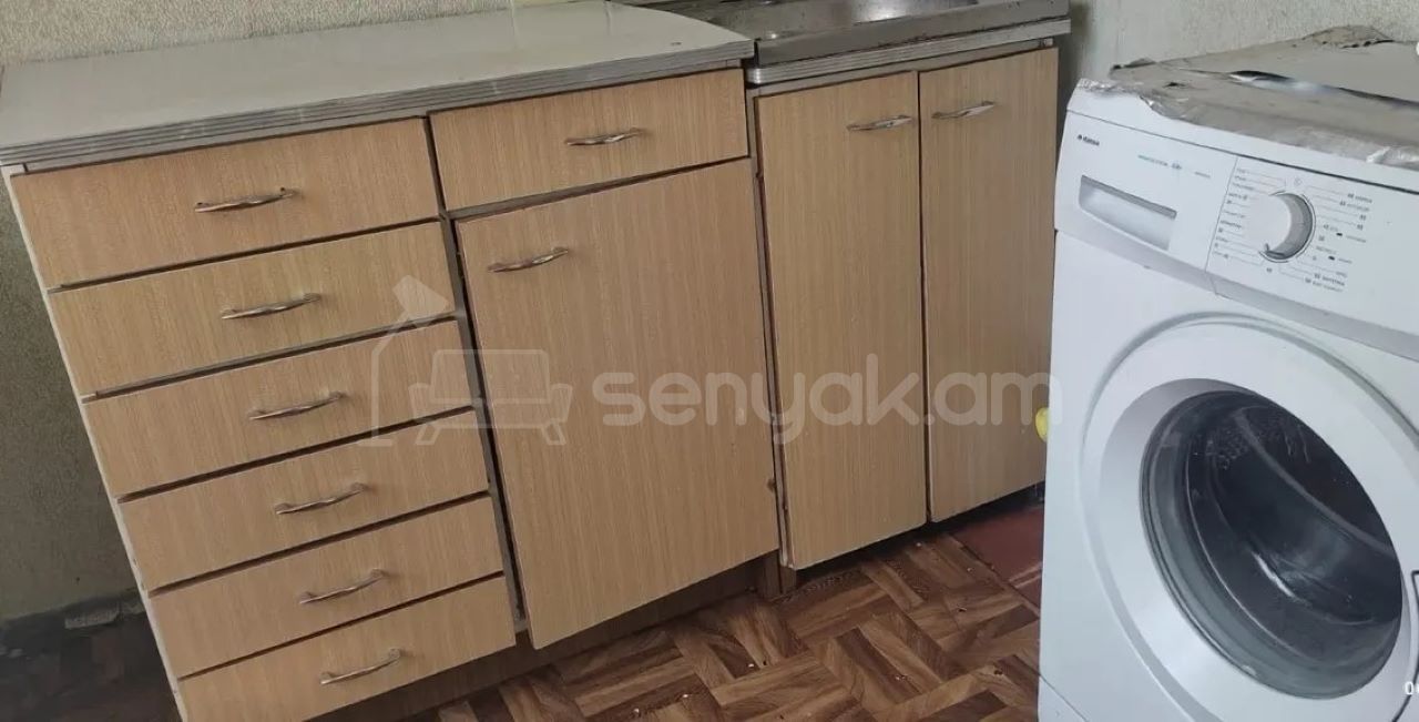 1 Սենյականոց Բնակարան, 33քմ, 4/5 հարկ, Նորմալ Վիճակում