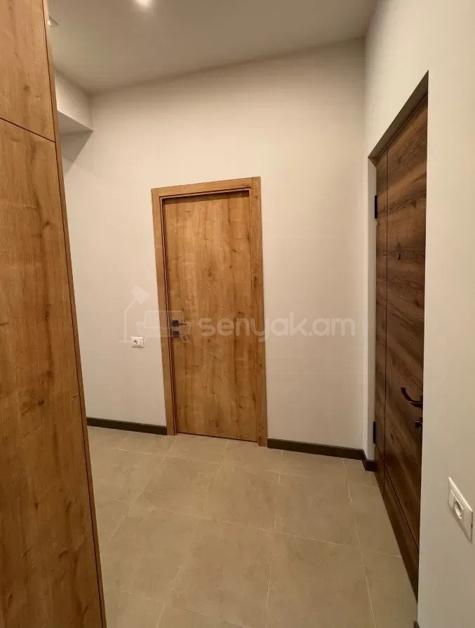 1 Սենյականոց Բնակարան Նորակառույցում, 44քմ, 12/18 հարկ, Դիզայներական Վերանորոգված