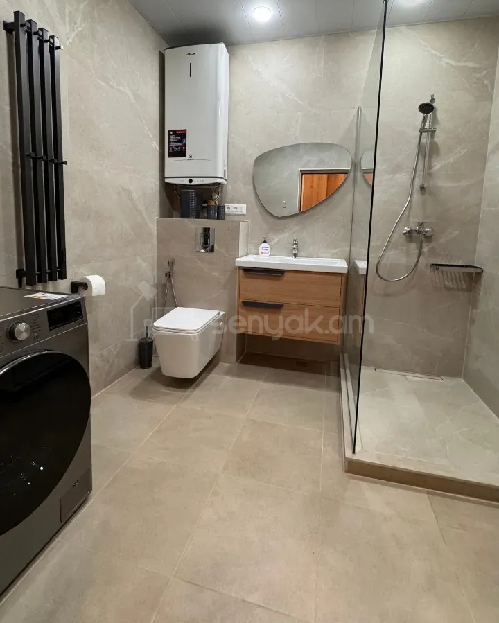 1 Սենյականոց Բնակարան Նորակառույցում, 44քմ, 12/18 հարկ, Դիզայներական Վերանորոգված