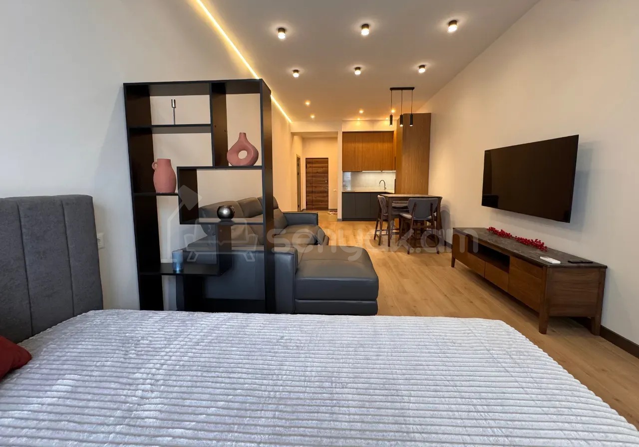 1 Սենյականոց Բնակարան Նորակառույցում, 44քմ, 12/18 հարկ, Դիզայներական Վերանորոգված