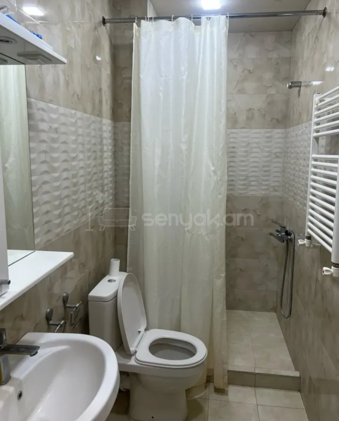 2 Սենյականոց Բնակարան, 60քմ, 2/3 հարկ, Կապիտալ Վերանորոգված, Կահավորված, Արևկող