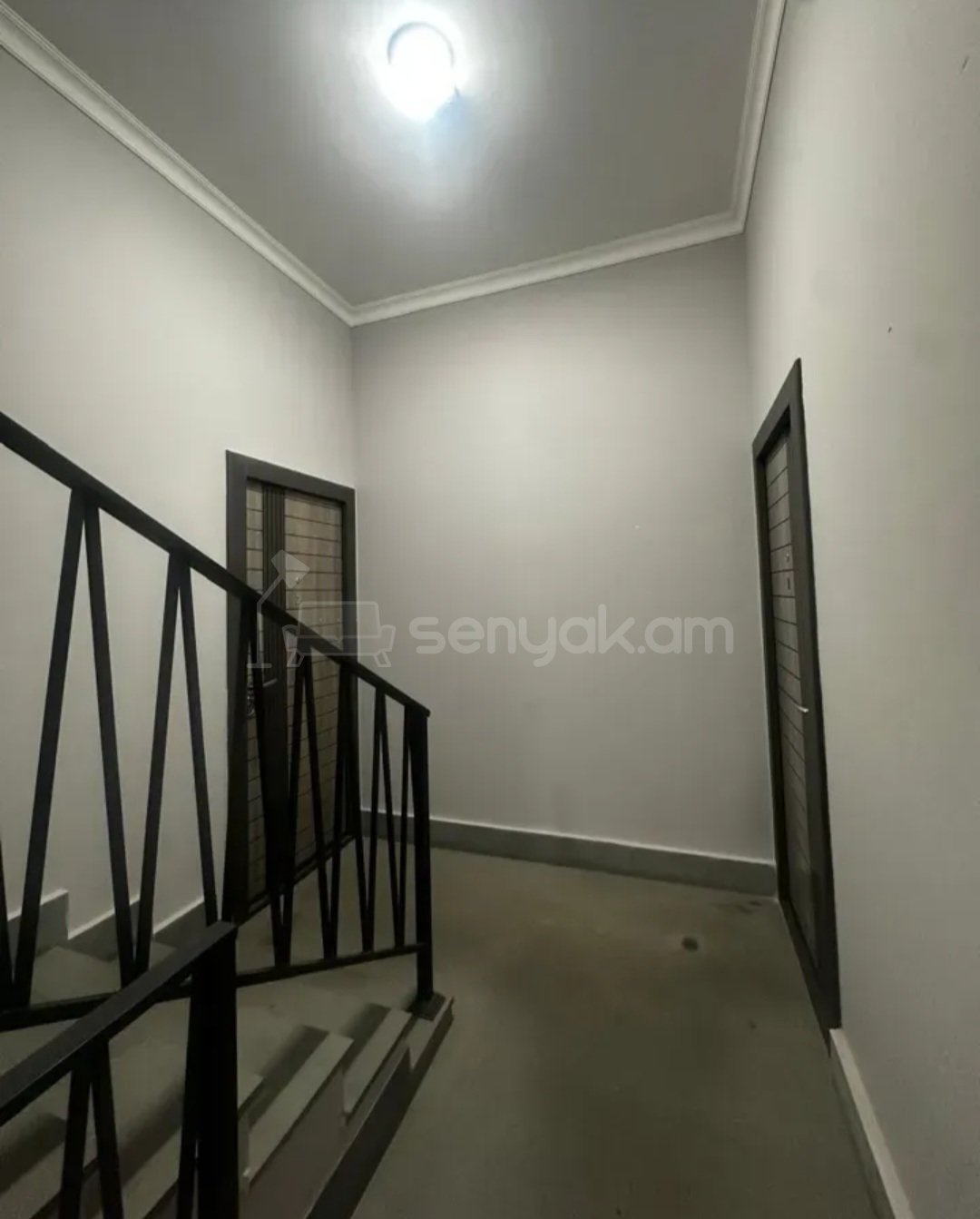 2 Սենյականոց Բնակարան, 60քմ, 2/3 հարկ, Կապիտալ Վերանորոգված, Կահավորված, Արևկող