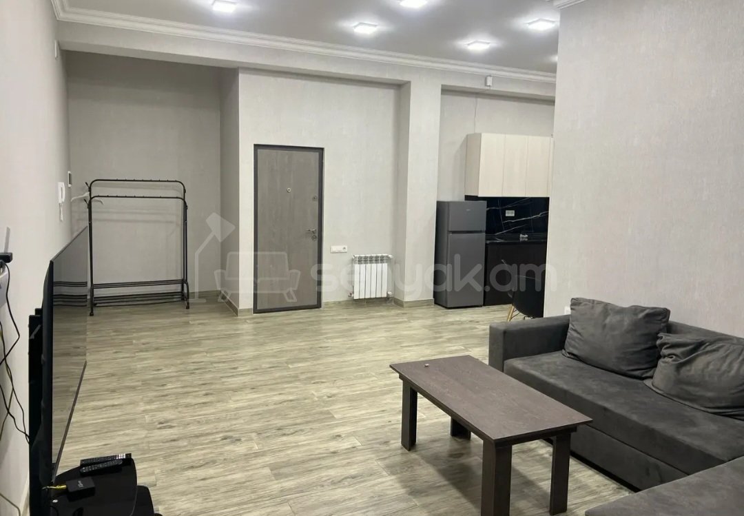 2 Սենյականոց Բնակարան, 60քմ, 2/3 հարկ, Կապիտալ Վերանորոգված, Կահավորված, Արևկող