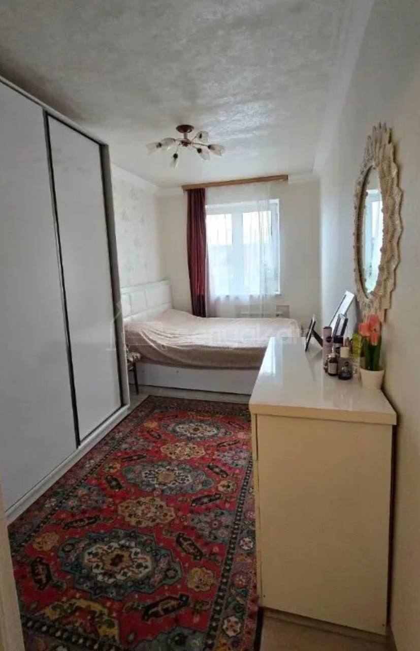 3 Սենյականոց Բնակարան Քարե Շենքում, 77քմ, 4/4 հարկ, Կապիտալ Վերանորոգված