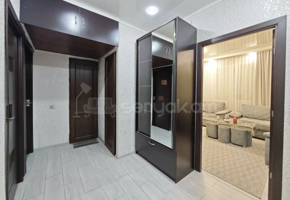 4 Սենյականոց Բնակարան, 73քմ, 9/9 հարկ, Կապիտալ Վերանորոգված