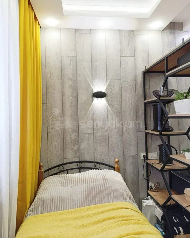 3 Սենյականոց Բնակարան Քարե Շենքում, 80քմ, 3/5 հարկ, Նորմալ Վիճակում