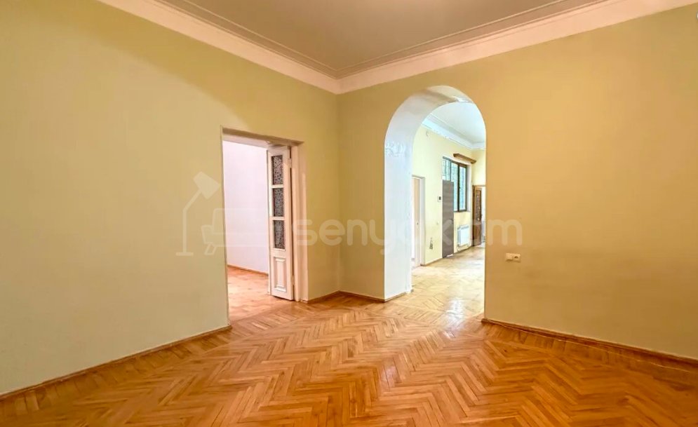 Կոմերցիոն Տարածք, 234քմ