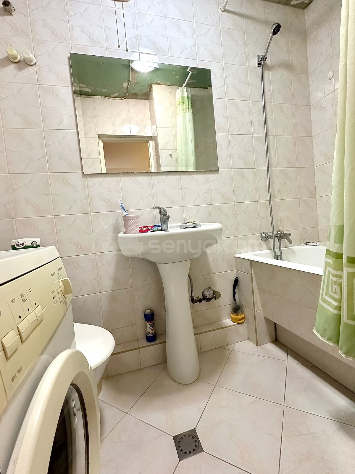 1 Սենյականոց Բնակարան Քարե Շենքում, 43քմ, 5/5 հարկ, Կոսմետիկ Վերանորոգված, Կահավորված, Արևկող