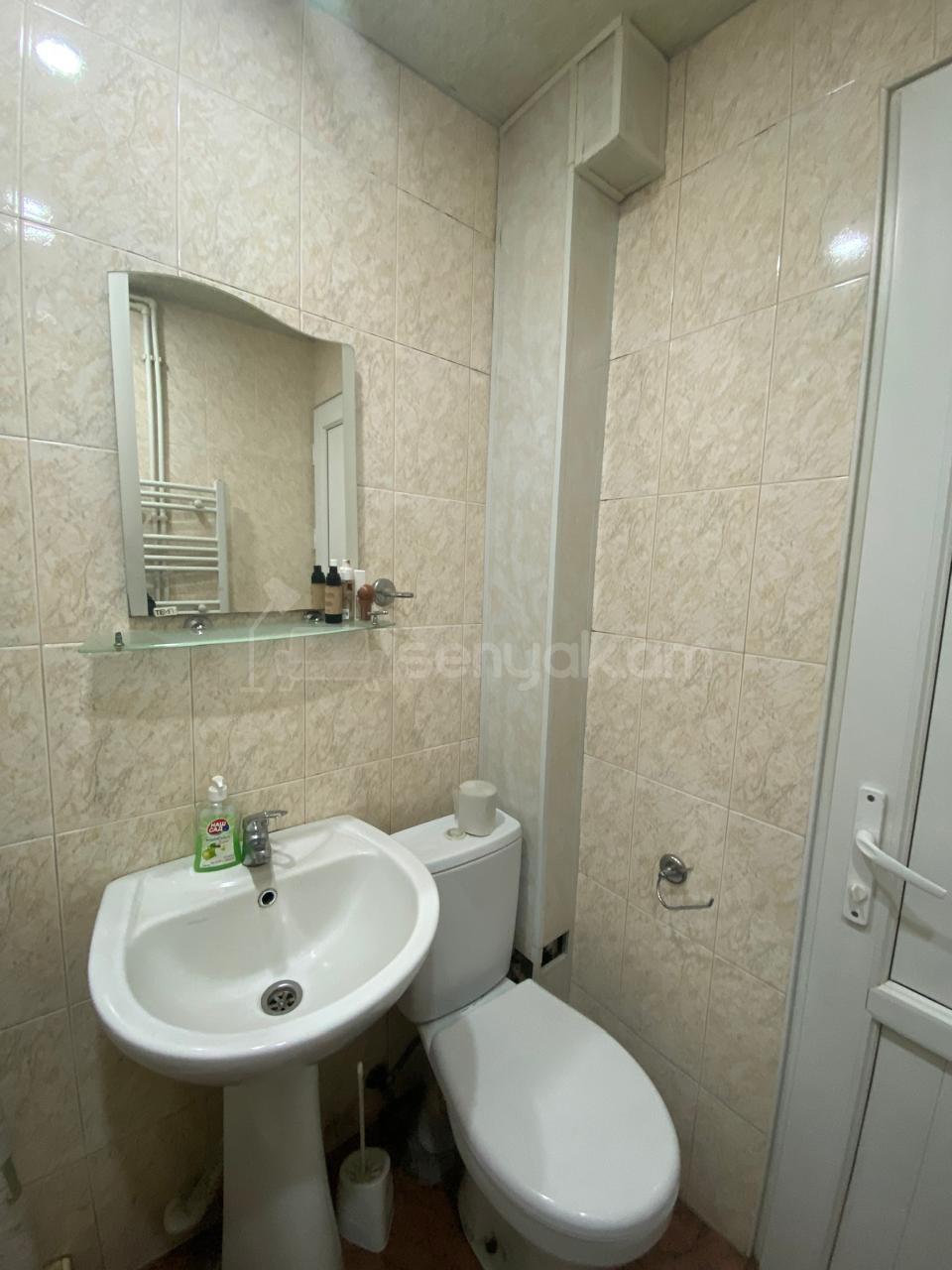 1 Սենյականոց Բնակարան, 37քմ, 2/5 հարկ, Կապիտալ Վերանորոգված, Կահավորված, Արևկող