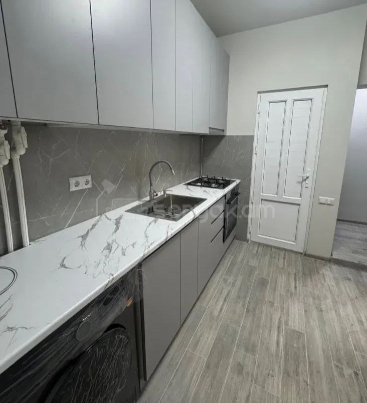 3 Սենյականոց Սեփական Տուն, 80քմ, Կապիտալ Վերանորոգված