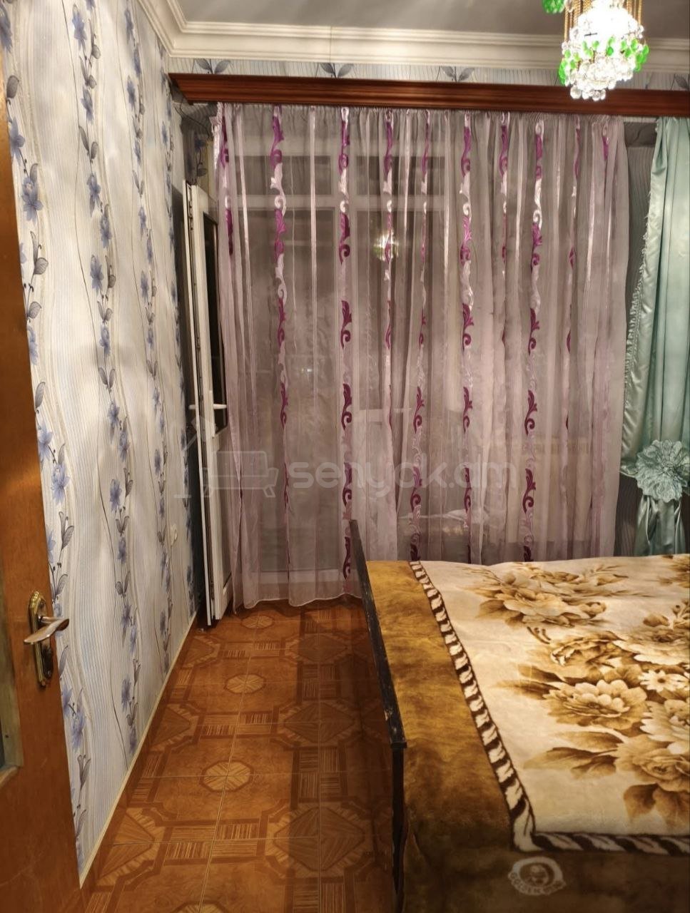 3 Սենյականոց Բնակարան, 80քմ, 9/9 հարկ, Նորմալ Վիճակում, Կահավորված