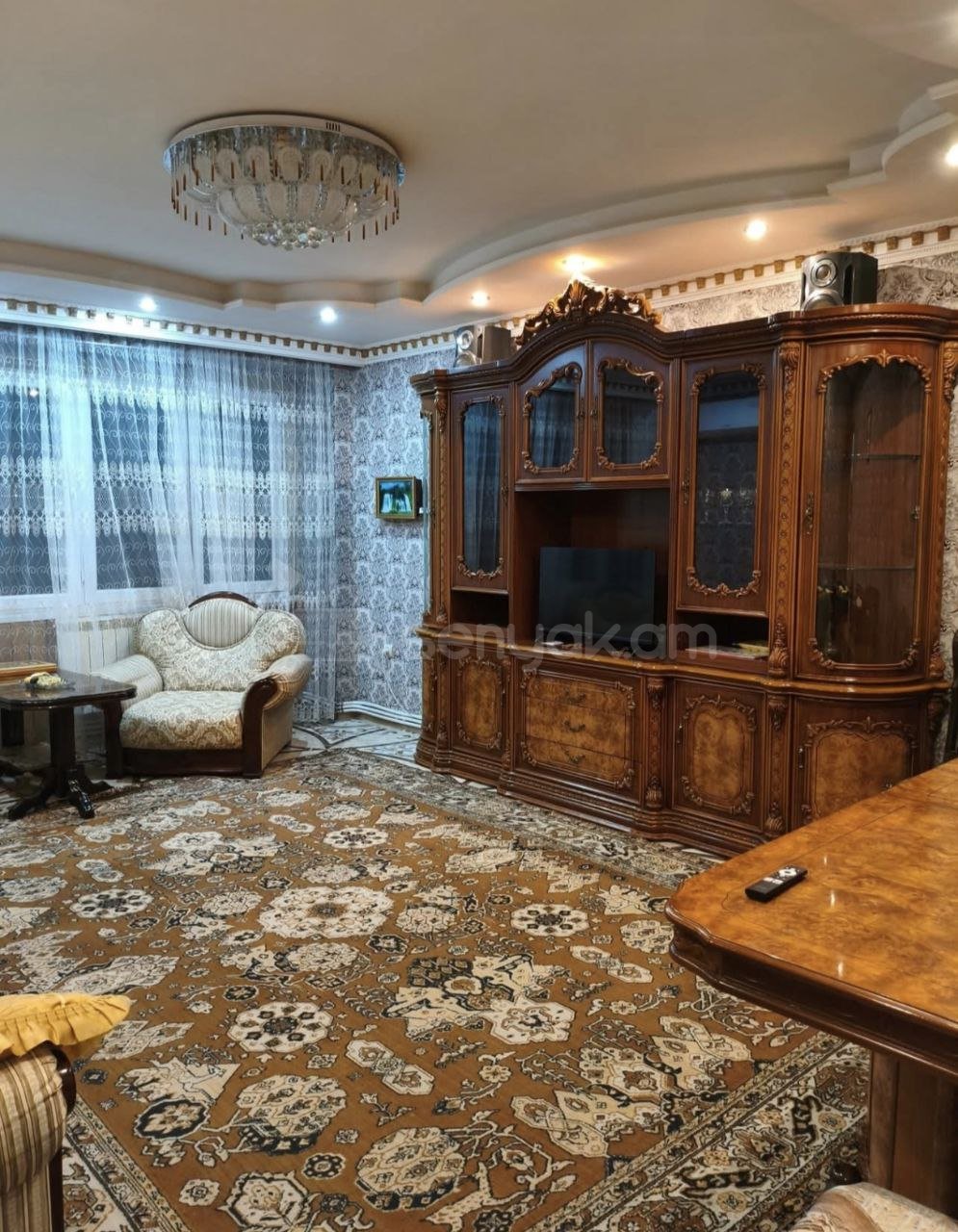 3 Սենյականոց Բնակարան, 80քմ, 9/9 հարկ, Նորմալ Վիճակում, Կահավորված