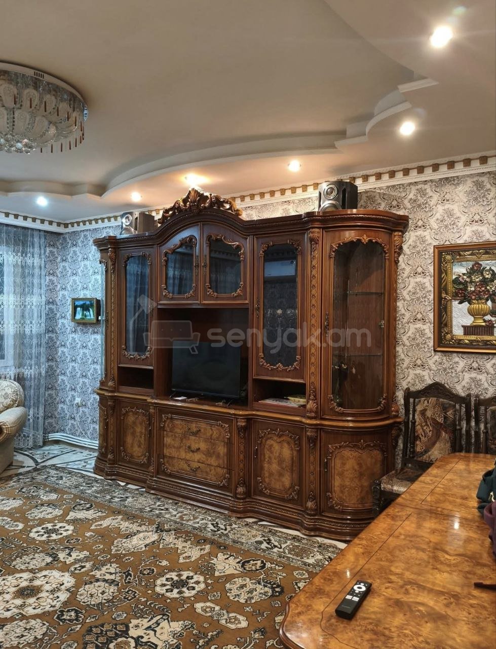 3 Սենյականոց Բնակարան, 80քմ, 9/9 հարկ, Նորմալ Վիճակում, Կահավորված