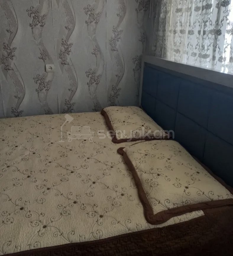 2 Սենյականոց Բնակարան Քարե Շենքում, 56քմ, 2/4 հարկ, Նորմալ Վիճակում, Կահավորված