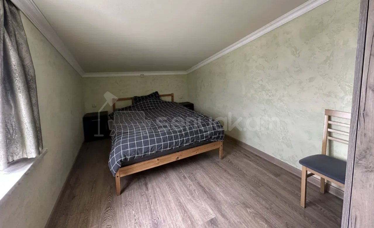 2 Սենյականոց Բնակարան Քարե Շենքում, 56քմ, 2/2 հարկ, Կապիտալ Վերանորոգված, Կահավորված