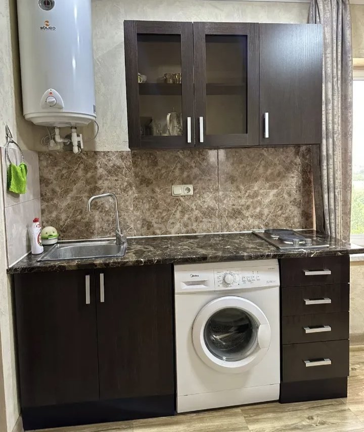 2 Սենյականոց Բնակարան Քարե Շենքում, 56քմ, 2/2 հարկ, Կապիտալ Վերանորոգված, Կահավորված