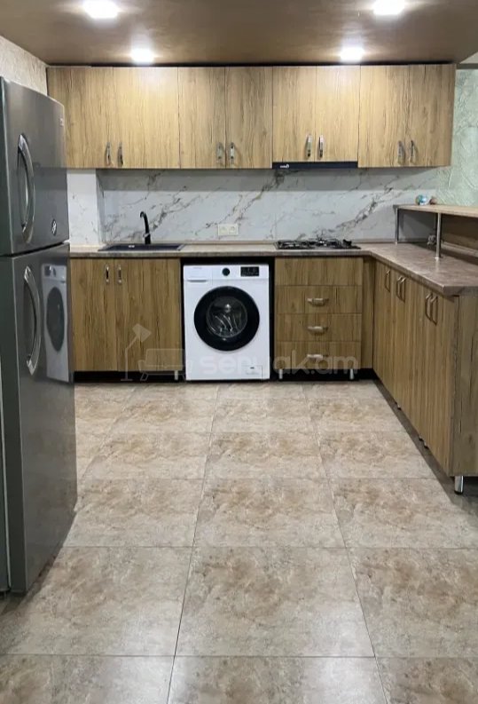 1 Սենյականոց Բնակարան Քարե Շենքում, 45քմ, 1/1 հարկ, Կապիտալ Վերանորոգված, Կահավորված