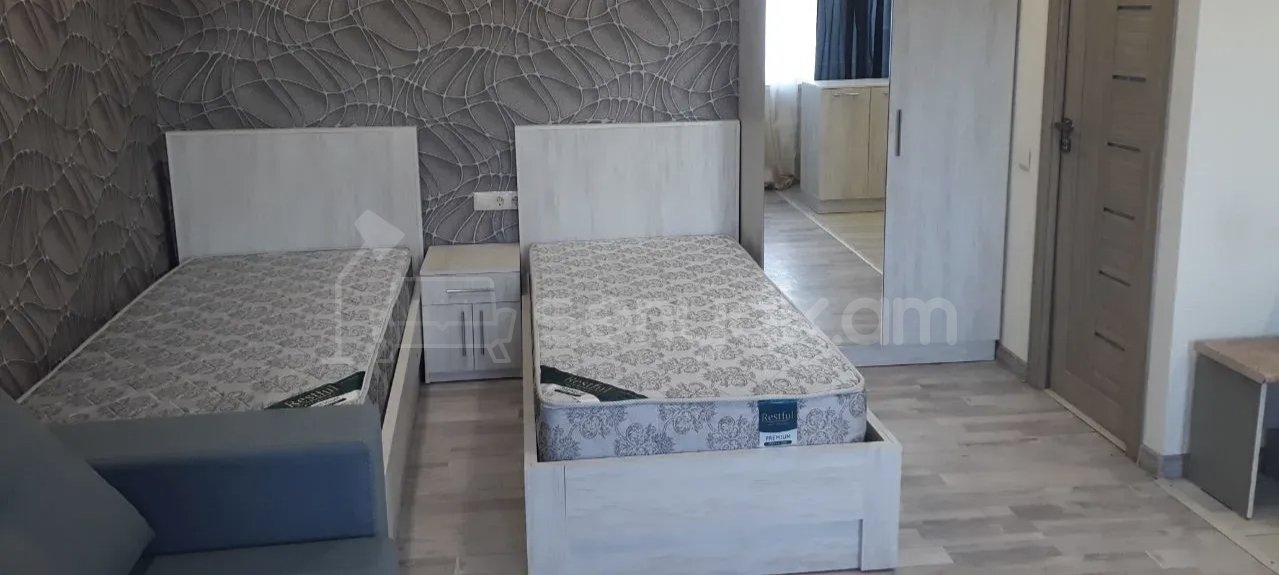 1 Սենյականոց Բնակարան Քարե Շենքում, 40քմ, 2/2 հարկ, Կապիտալ Վերանորոգված, Կահավորված