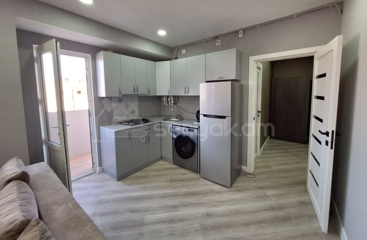 2 Սենյականոց Բնակարան, 48քմ, 7/9 հարկ, Կապիտալ Վերանորոգված, Կահավորված, Արևկող