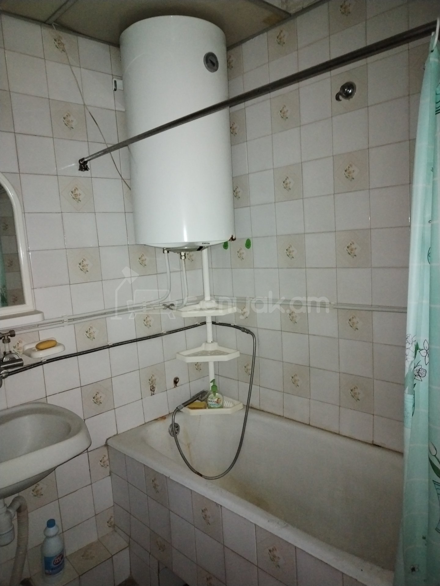 2 Սենյականոց Բնակարան, 66քմ, 9/9 հարկ, Պետական Վիճակում