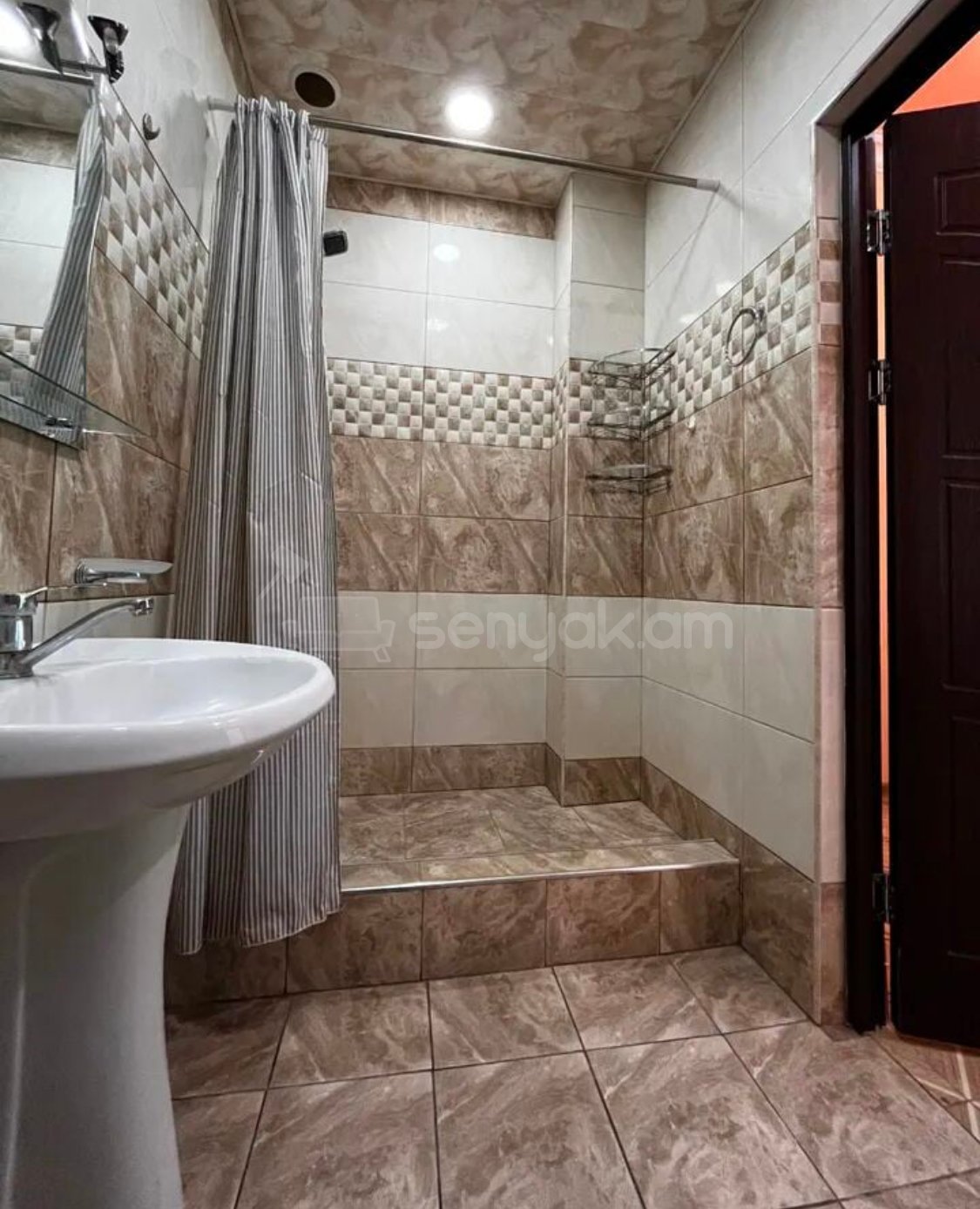 2 Սենյականոց Բնակարան Նորակառույցում, 50քմ, 8/11 հարկ, Կապիտալ Վերանորոգված, Կահավորված, Արևկող