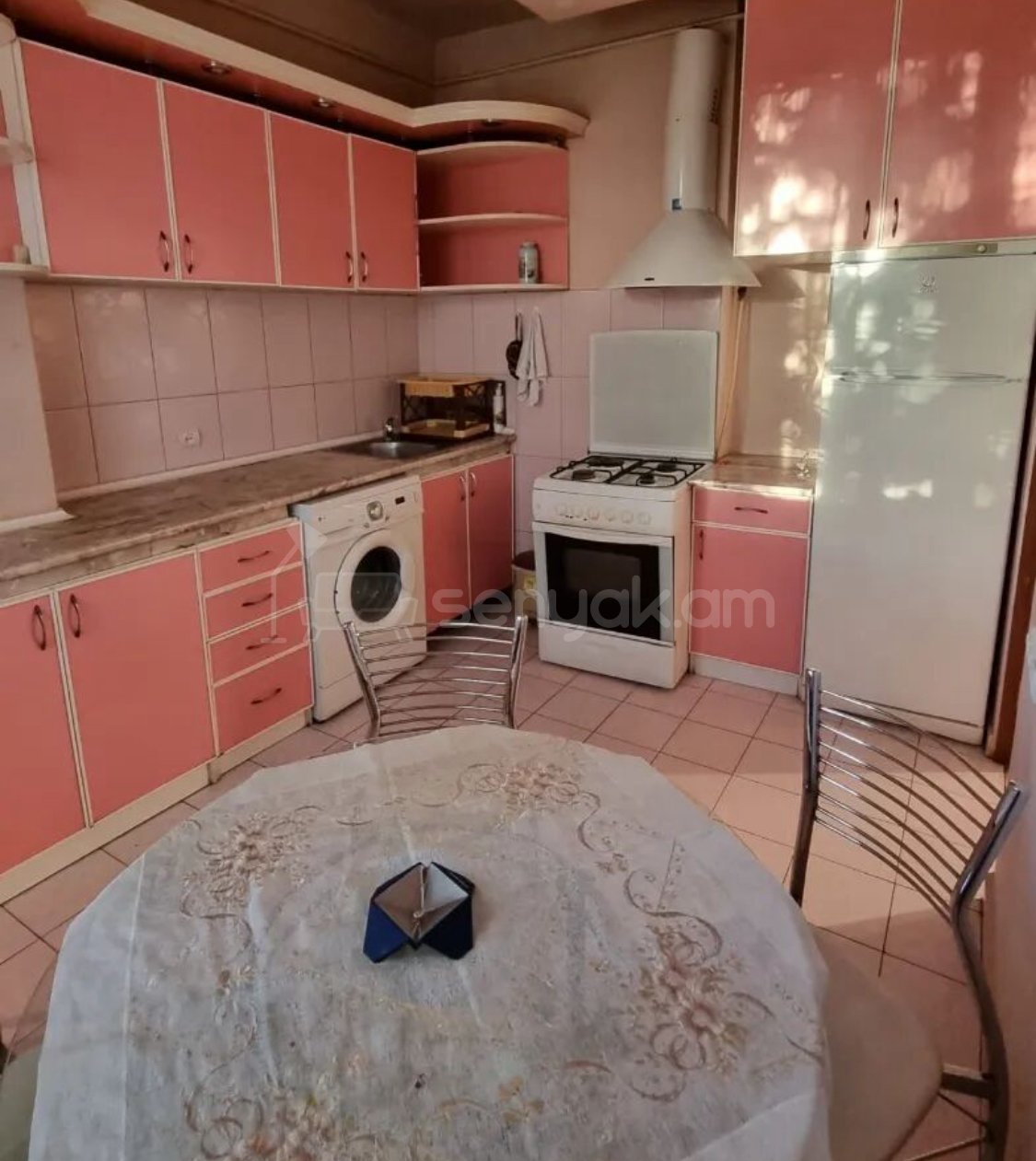 2 Սենյականոց Բնակարան, 45քմ, 3/9 հարկ, Կապիտալ Վերանորոգված, Կահավորված