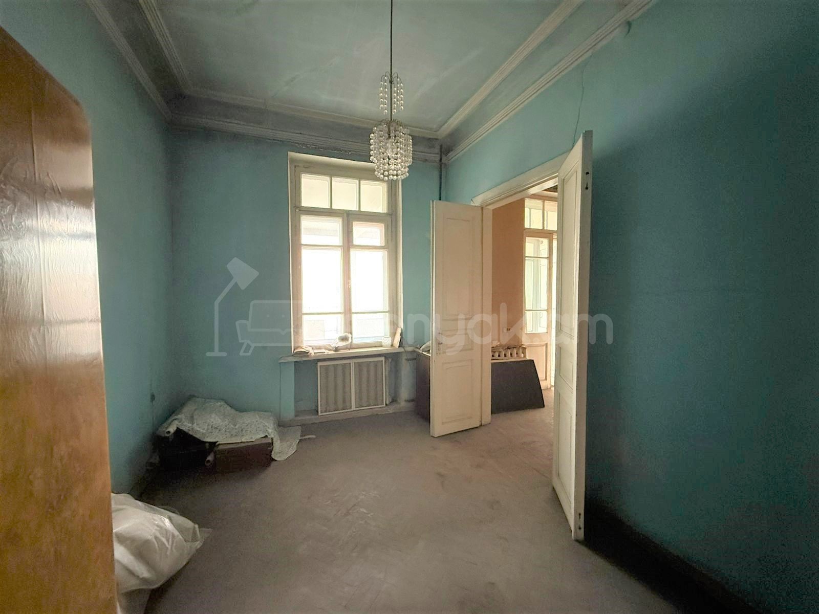 3 Սենյականոց Բնակարան Քարե Շենքում, 77քմ, 4/4 հարկ, Պետական Վիճակում