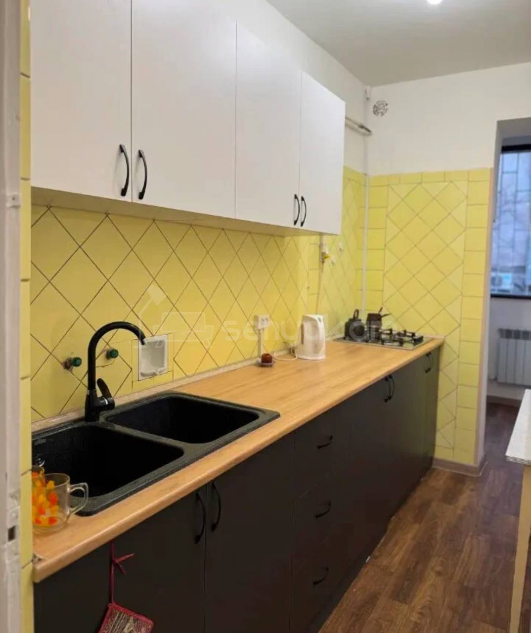 2 Սենյականոց Բնակարան Քարե Շենքում, 70քմ, 2/5 հարկ, Կապիտալ Վերանորոգված, Կահավորված