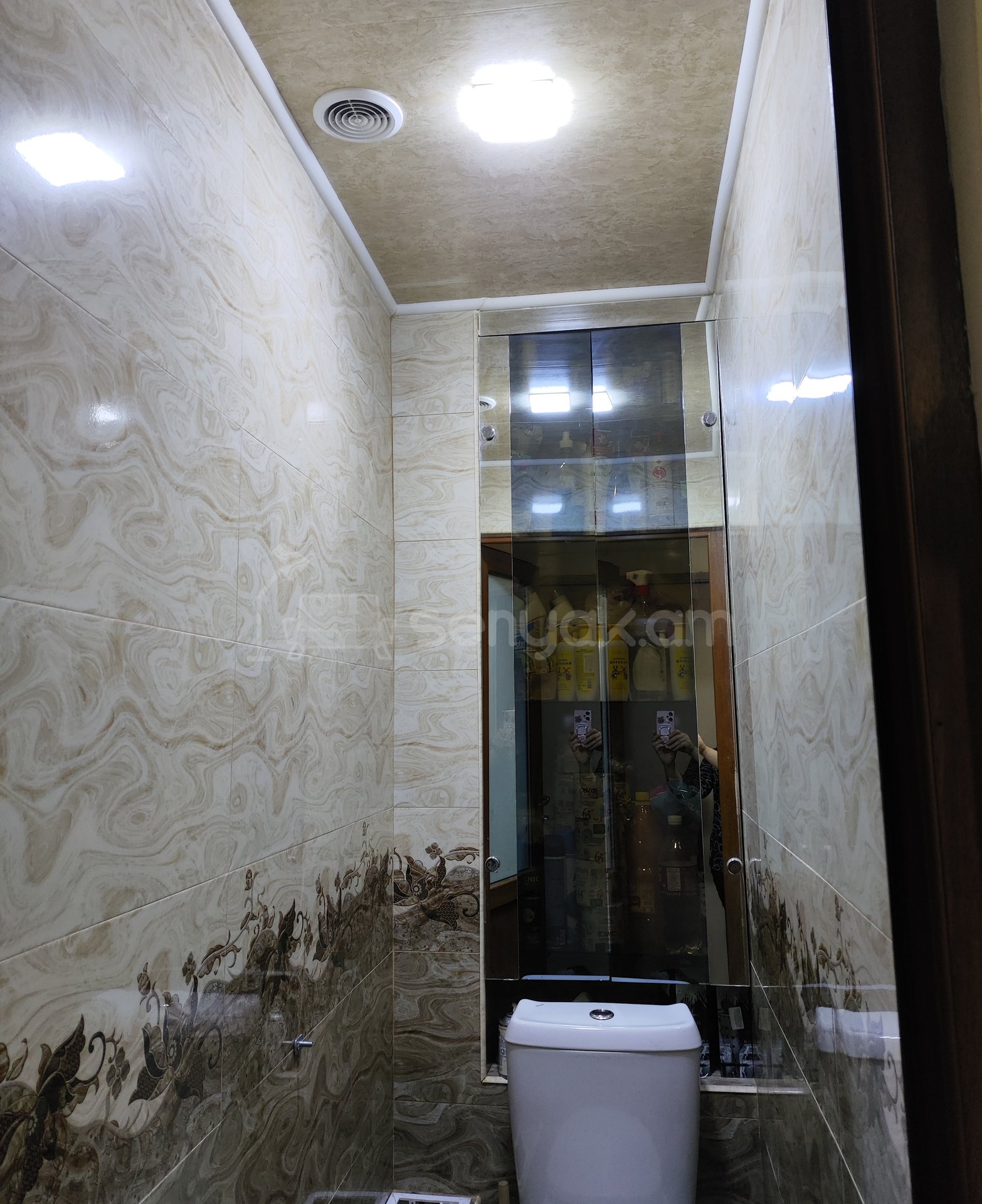 3 Սենյականոց Բնակարան Քարե Շենքում, 75քմ, 3/5 հարկ, Կապիտալ Վերանորոգված