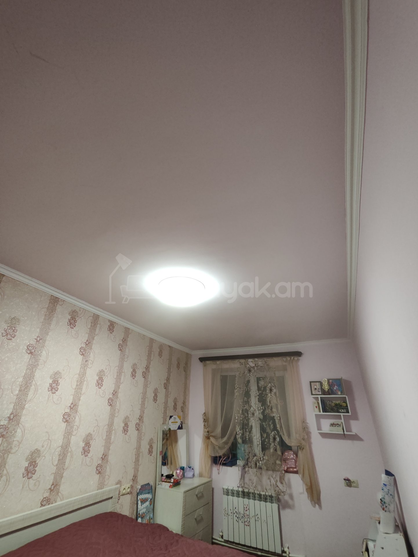 3 Սենյականոց Բնակարան Քարե Շենքում, 75քմ, 3/5 հարկ, Կապիտալ Վերանորոգված