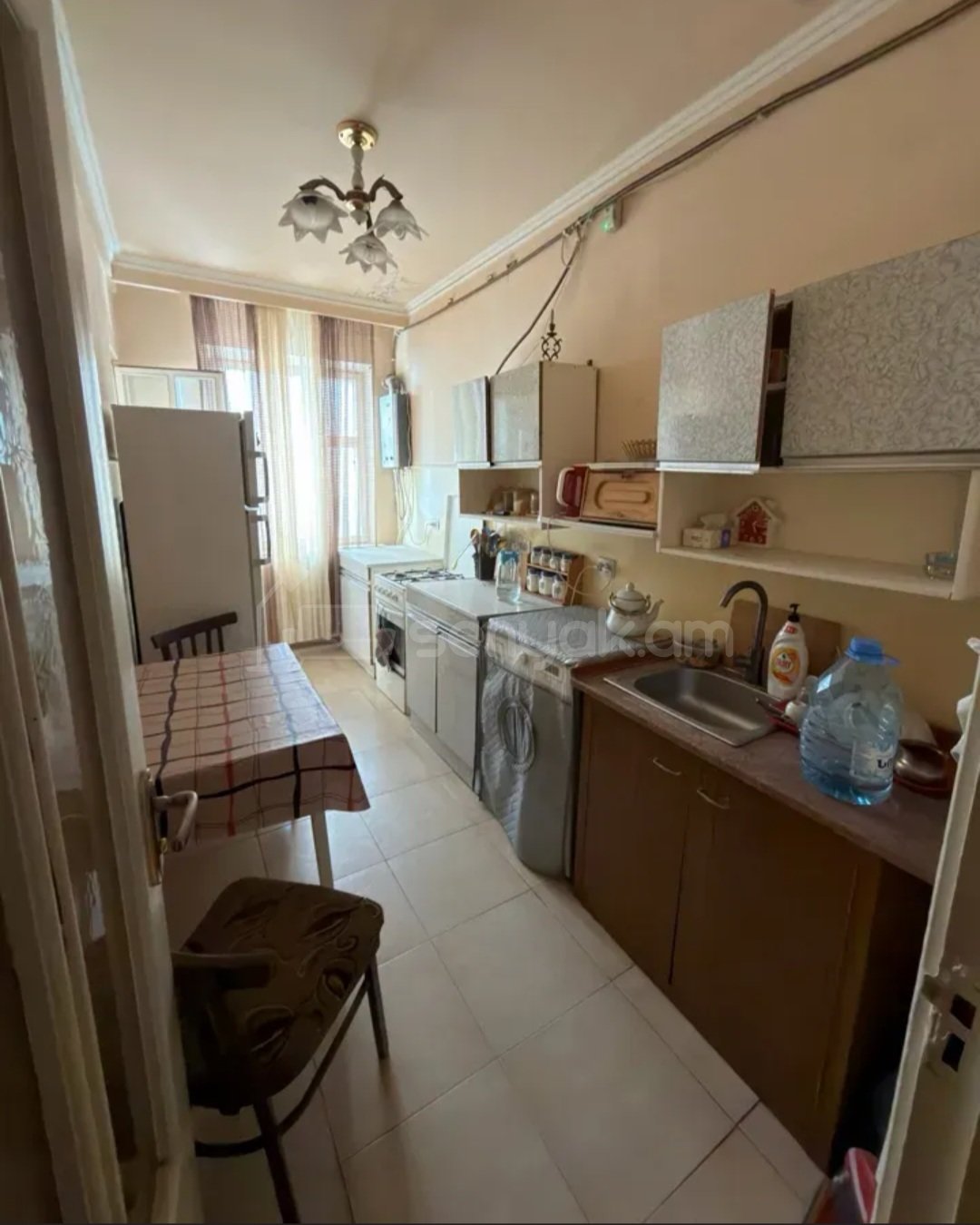 3 Սենյականոց Բնակարան, 75քմ, 5/9 հարկ, Նորմալ Վիճակում, Կահավորված, Արևկող