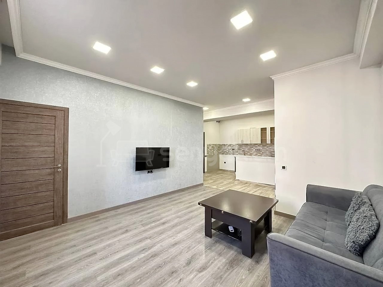 2 Սենյականոց Բնակարան Նորակառույցում, 72քմ, 6/12 հարկ, Կապիտալ Վերանորոգված