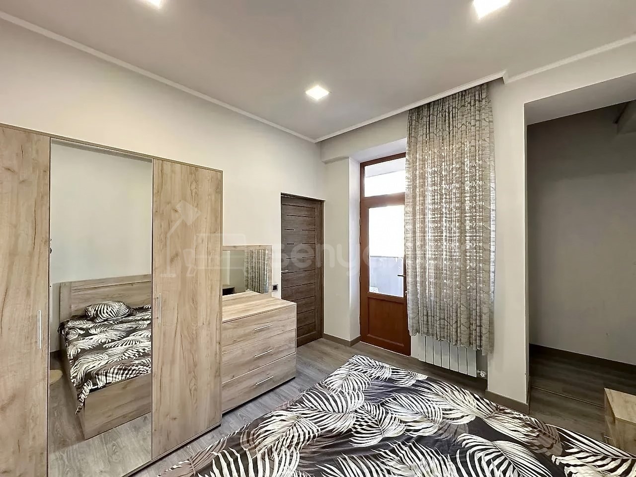 2 Սենյականոց Բնակարան Նորակառույցում, 72քմ, 6/12 հարկ, Կապիտալ Վերանորոգված